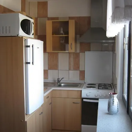 Apartment Gemuetliche Mit Grill Und Gemeinschaftlichem Pool *