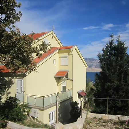 Gemuetliche Mit Grill Und Gemeinschaftlichem Pool Apartment Stan Trigraci